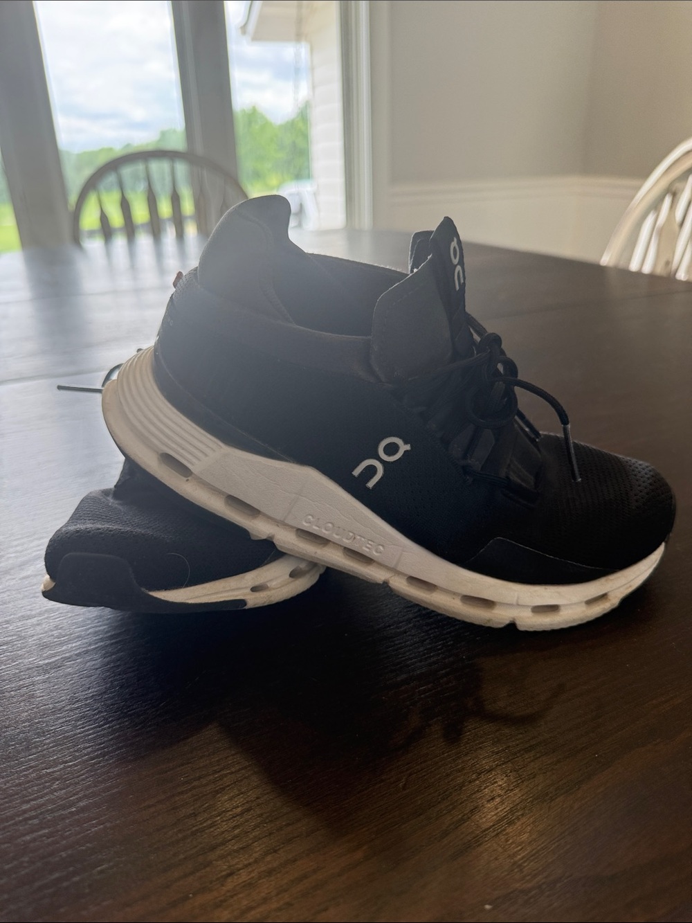 On Cloud Athletic Running Shoes - Black/White